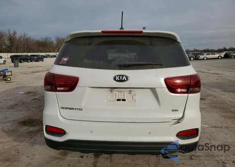 2020 Kia Sorento L z USA, uszkodzony, nr VIN 5XYPG4A30LG688395